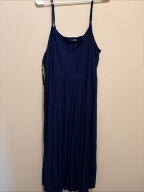 Navy blue city chic midi dress